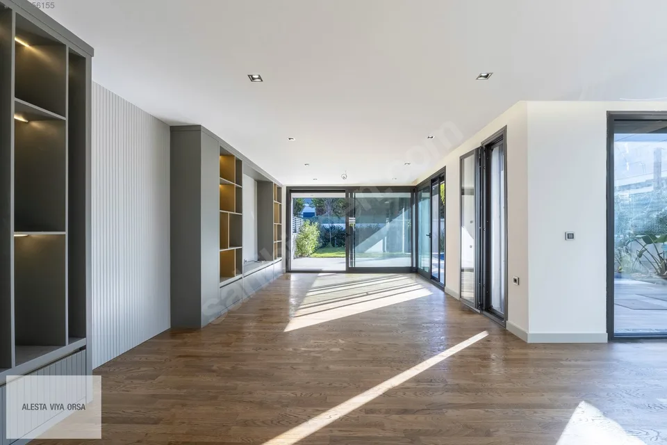 Alaçatı'da özel havuzlu, modern mimarili 3+1 villa, fotoğraf 15