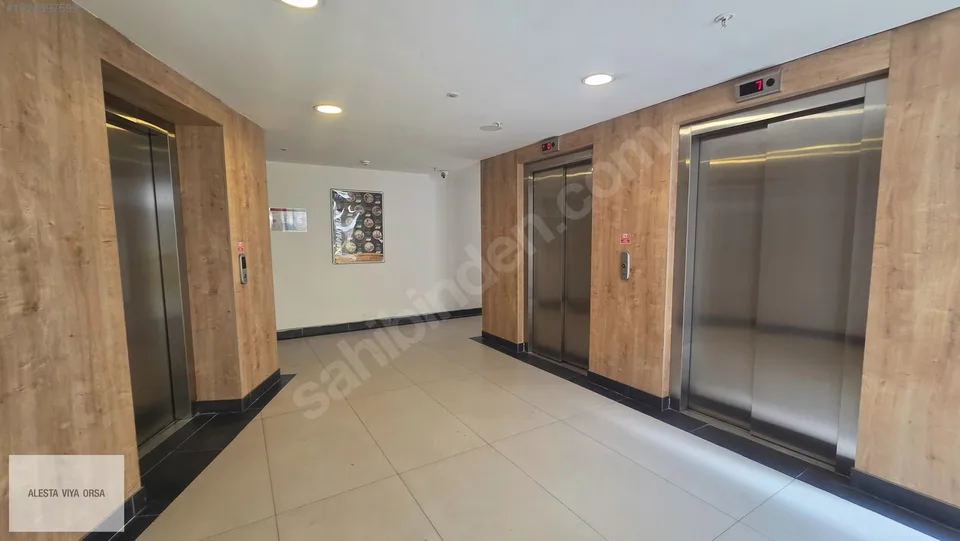 Coordinat Suits Bornova'da büyük tip eşyalı 1+1 satılık daire, fotoğraf 3