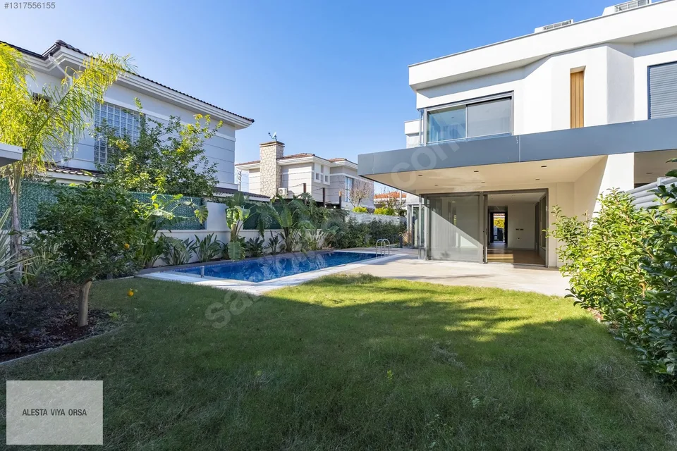 Alaçatı'da özel havuzlu, modern mimarili 3+1 villa, fotoğraf 22