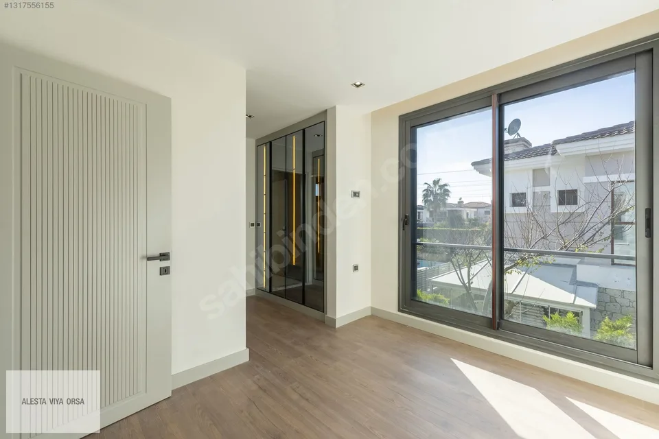 Alaçatı'da özel havuzlu, modern mimarili 3+1 villa, fotoğraf 29