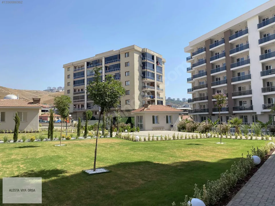 Çiğli Golden Park Sitesi'nde havuz cepheli 1+1 satılık daire, fotoğraf 8