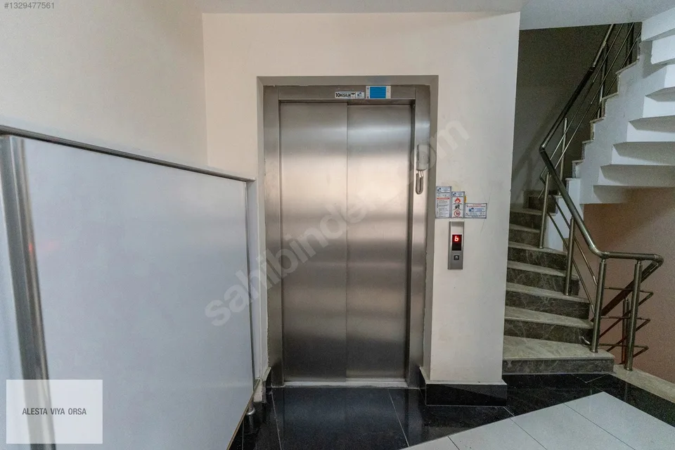 Karşıyaka Alaybey'de kapalı garajlı köşe 2+1 satılık daire, fotoğraf 10