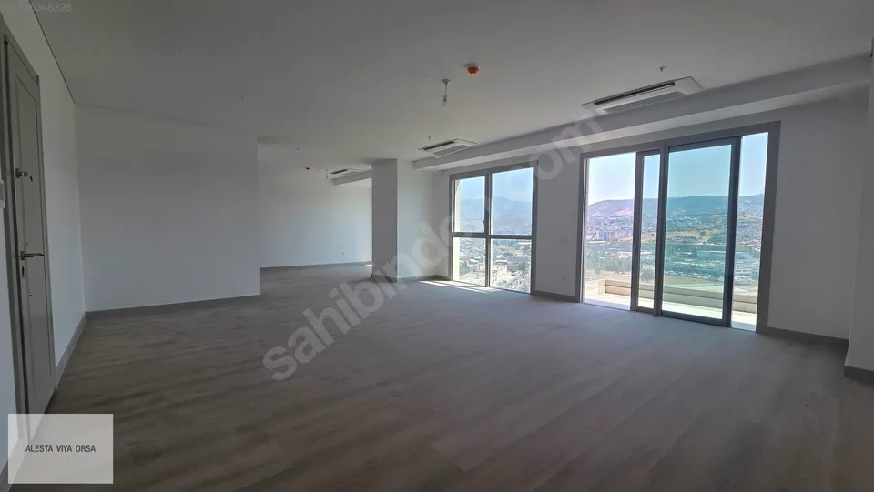 Megapol İzmir F Kule'de 11. katta deniz manzaralı tam kat ofis, fotoğraf 15