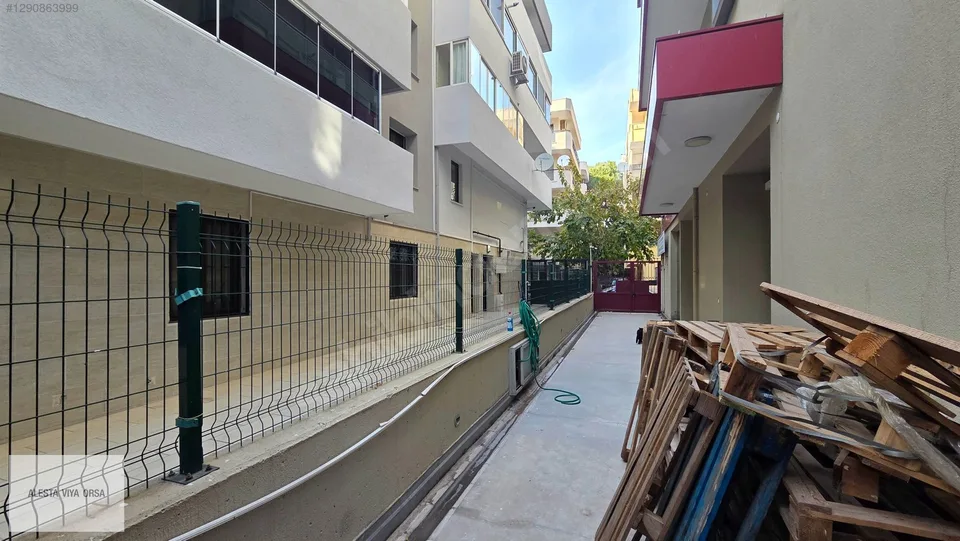 Alsancak Mimar Sinan'da fuar yakınında 5 katlı komple bina, fotoğraf 9
