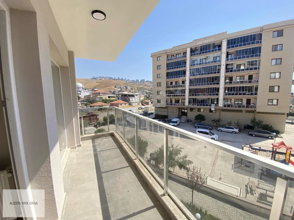 Çiğli Golden Park Sitesi'nde havuz cepheli 1+1 satılık daire, fotoğraf 21