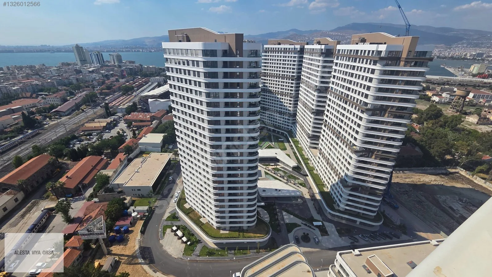 Evora İzmir'de 24. katta 1+1 kiralık daire, fotoğraf 1