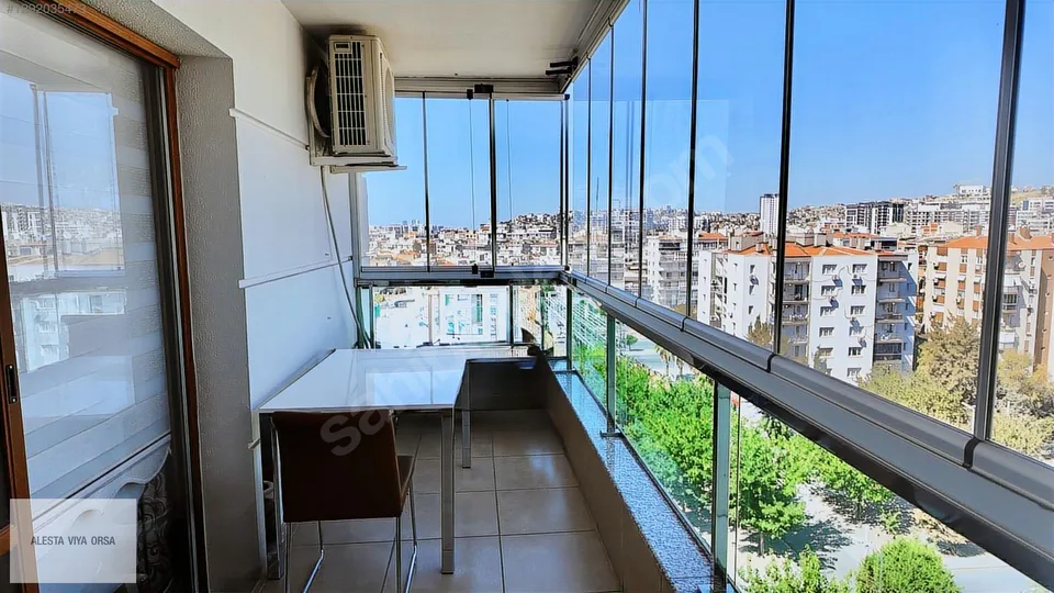 Bayraklı Gültekin Konakları'nda ebeveyn banyolu 3+1 daire, fotoğraf 15