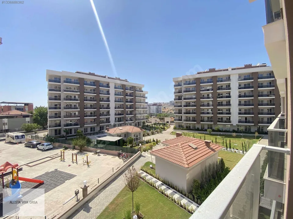Çiğli Golden Park Sitesi'nde havuz cepheli 1+1 satılık daire, fotoğraf 20