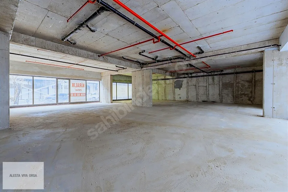 Alsancak'ta Hilton karşısında bahçe kullanımlı 265 m² dükkan, fotoğraf 26