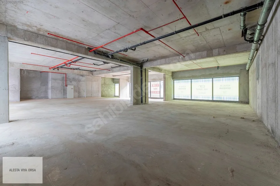 Alsancak'ta Hilton karşısında bahçe kullanımlı 265 m² dükkan, fotoğraf 31
