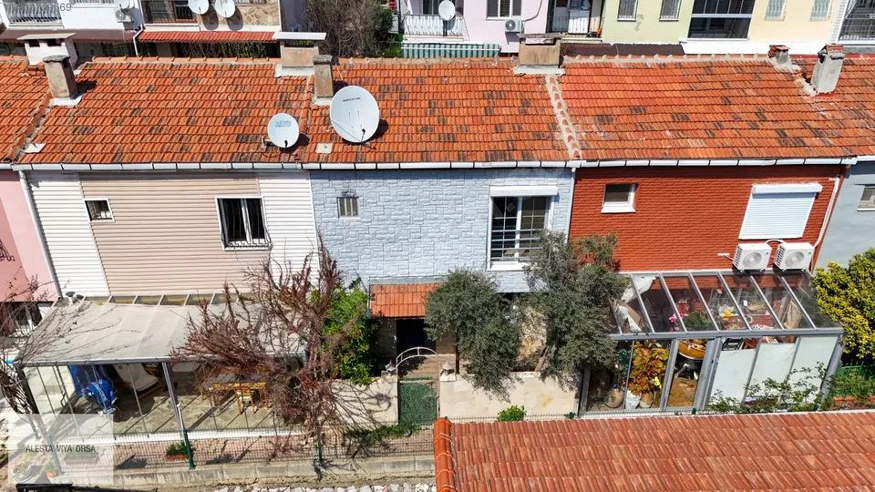 Evka-3 Saraykent'te bahçeli, tadilatlı 3+1 dubleks villa, fotoğraf 2