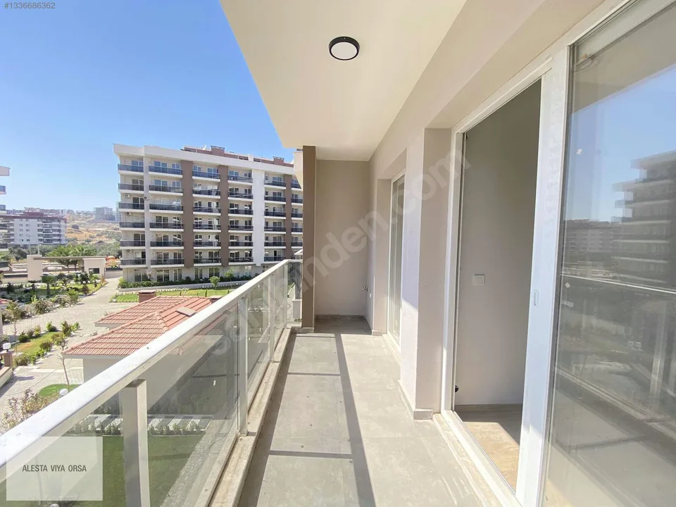 Çiğli Golden Park Sitesi'nde havuz cepheli 1+1 satılık daire, fotoğraf 23