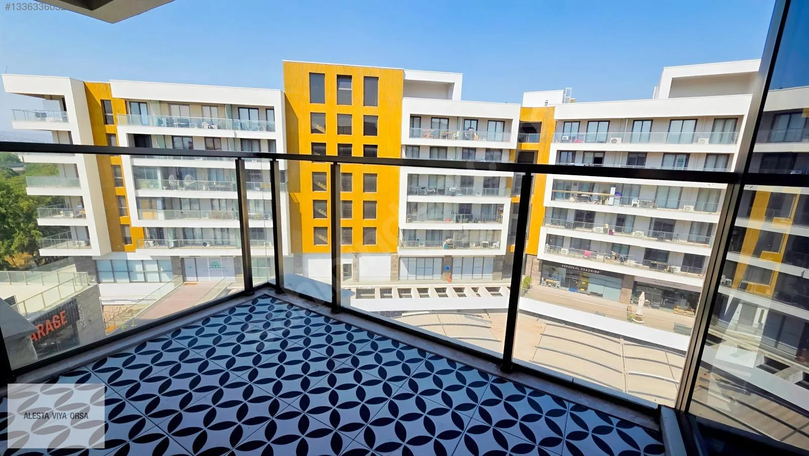 MyVia 414'te 250 m² kullanıma hazır, bölümlü ofis, fotoğraf 1