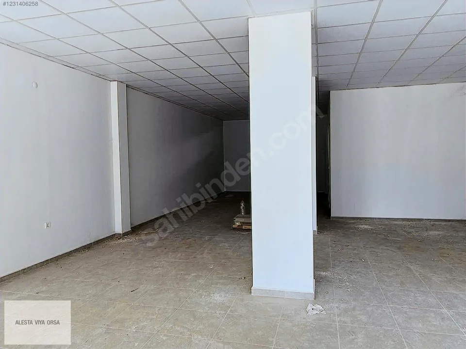 Menderes Görece'de cadde üzerinde 277 m² dükkan, fotoğraf 9