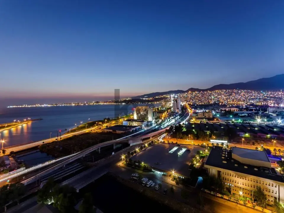 Ege Perla'da körfez manzaralı, özel tasarımlı satılık ofis, fotoğraf 19