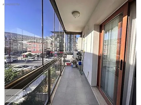 Bornova Yavuz Caddesi'nde bakımlı 2+1 satılık daire, fotoğraf 11