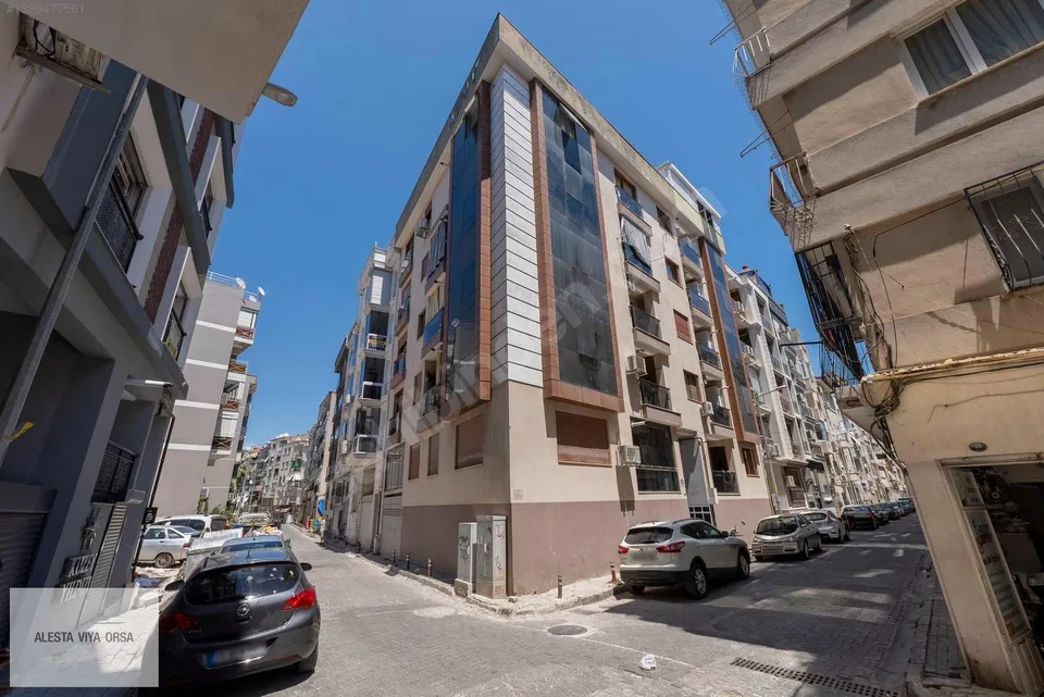 Karşıyaka Alaybey'de kapalı garajlı köşe 2+1 satılık daire, fotoğraf 38