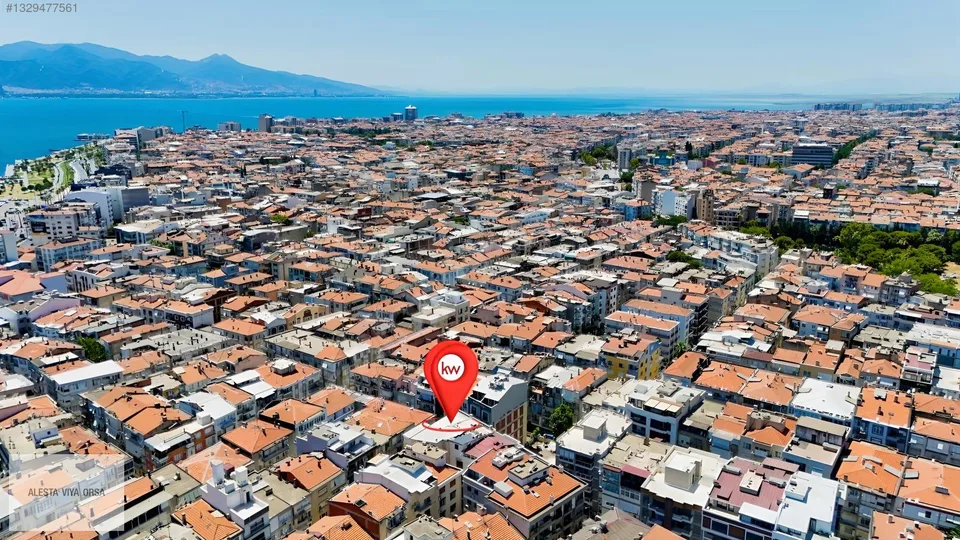 Karşıyaka Alaybey'de kapalı garajlı köşe 2+1 satılık daire, fotoğraf 32
