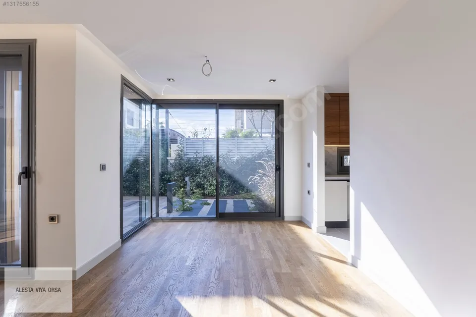 Alaçatı'da özel havuzlu, modern mimarili 3+1 villa, fotoğraf 16
