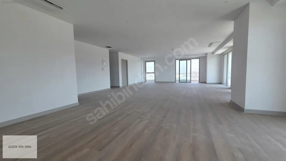 Megapol İzmir F Kule'de 11. katta deniz manzaralı tam kat ofis, fotoğraf 9