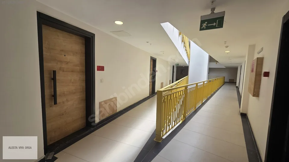Coordinat Suits Bornova'da büyük tip eşyalı 1+1 satılık daire, fotoğraf 5