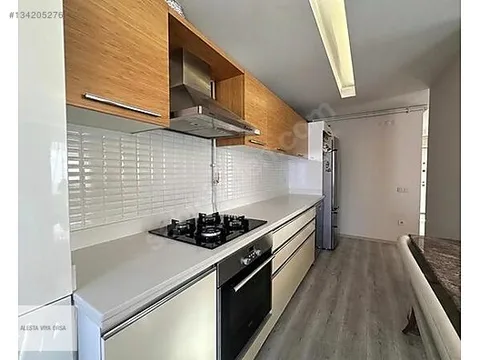 Bornova Yavuz Caddesi'nde bakımlı 2+1 satılık daire, fotoğraf 5