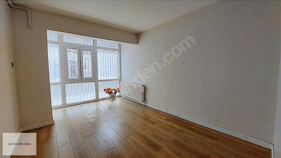 Alsancak Kordon'da iskele karşısında tadilatlı 3+1 daire, fotoğraf 15