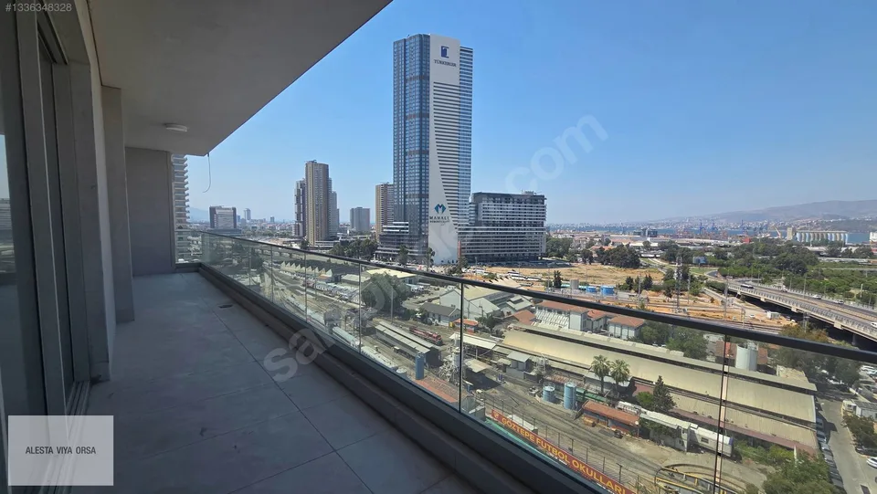 Megapol İzmir F Kule'de 11. katta deniz manzaralı tam kat ofis, fotoğraf 34