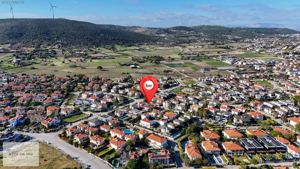 Alaçatı'da özel havuzlu, modern mimarili 3+1 villa, fotoğraf 5