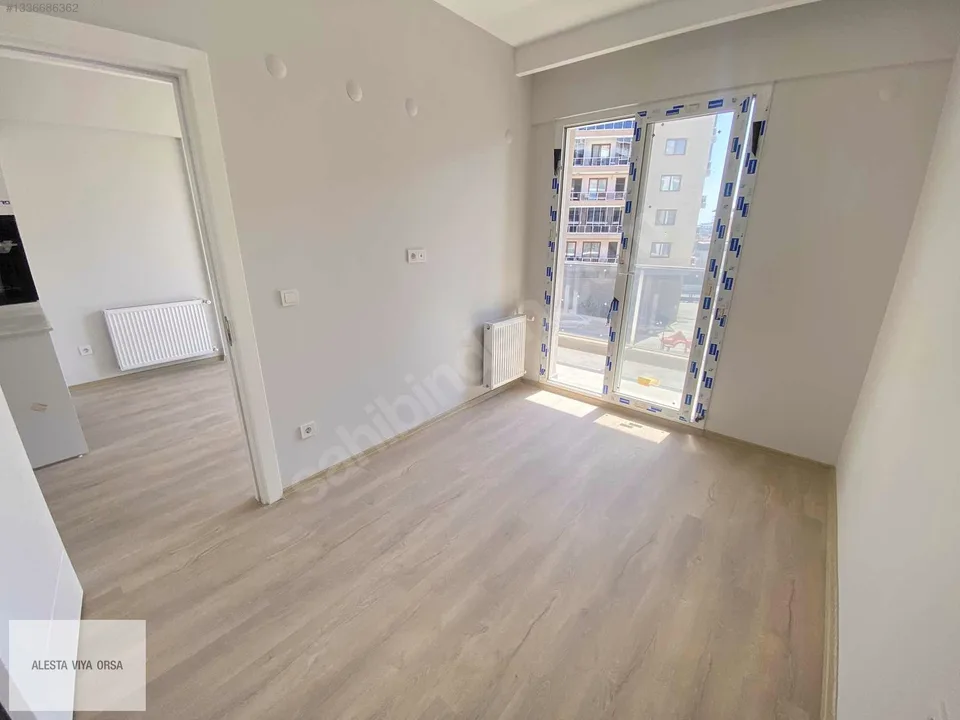 Çiğli Golden Park Sitesi'nde havuz cepheli 1+1 satılık daire, fotoğraf 24
