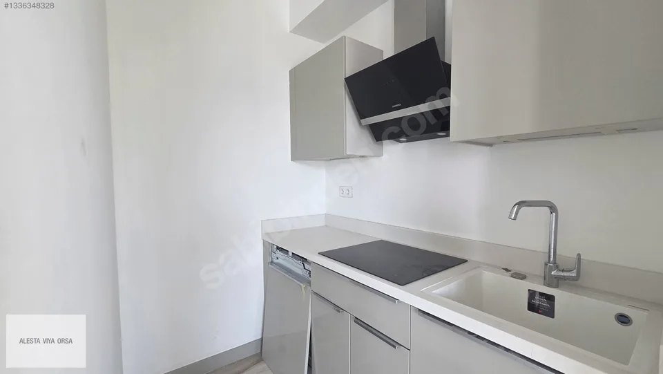 Megapol İzmir F Kule'de 11. katta deniz manzaralı tam kat ofis, fotoğraf 17