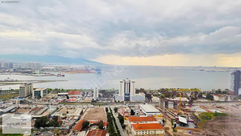Folkart Towers A Kule'de 30. katta deniz manzaralı ofis, fotoğraf 15