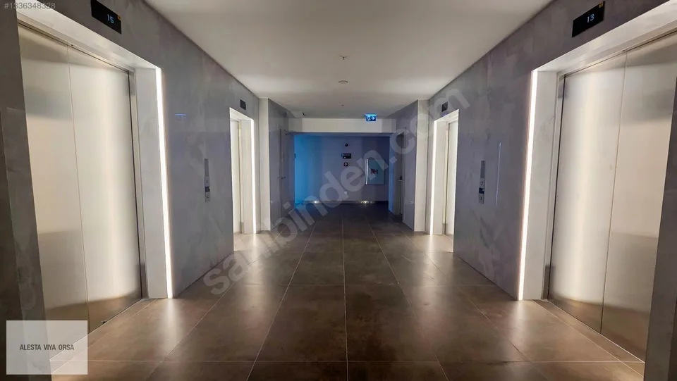 Megapol İzmir F Kule'de 11. katta deniz manzaralı tam kat ofis, fotoğraf 3